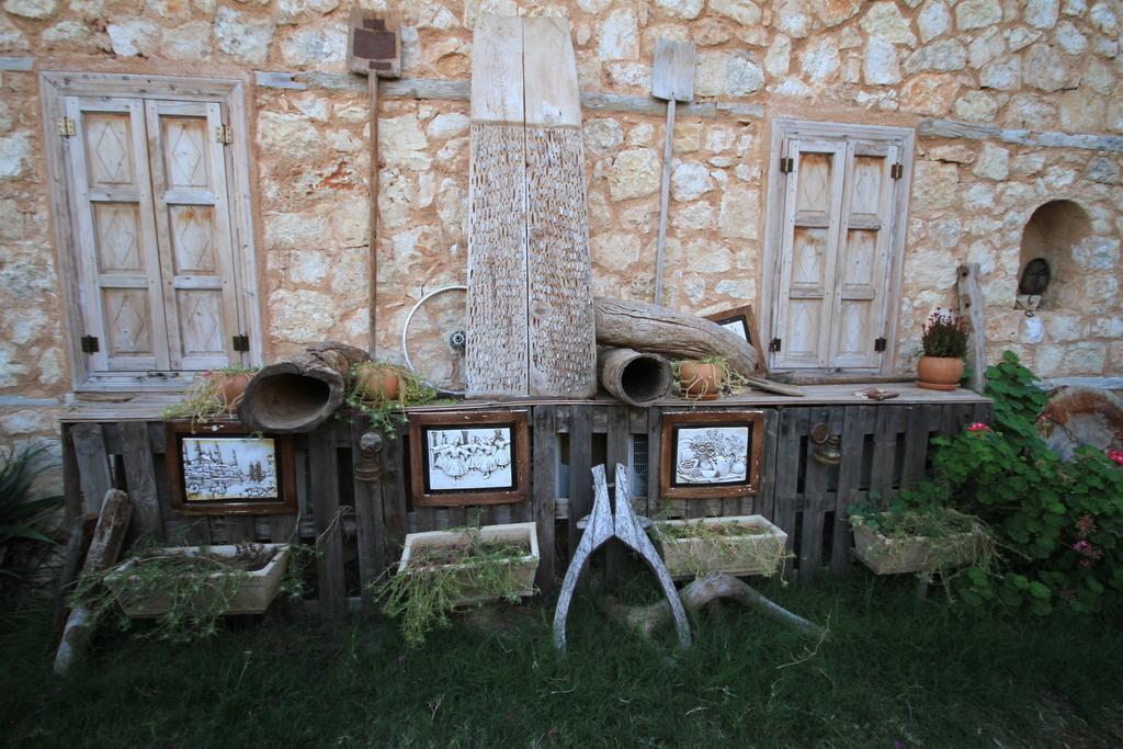 Beymelek Tas Evler Casa de hóspedes Demre Exterior foto